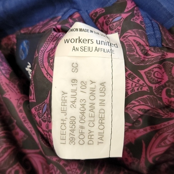 Executive Collection by Tom James | Blue Plaid Two Button Blazer - Picture 8 of 8